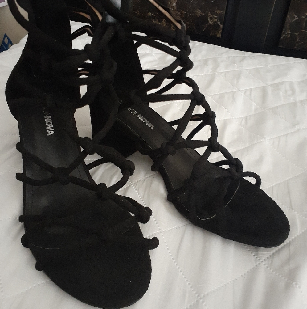 Block sandal heels